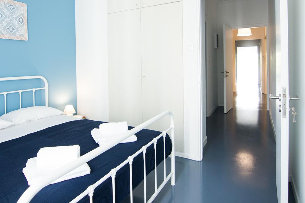 Athenian Blue - Family Apt 5' Minutes From Acropolis Museum Exterior photo