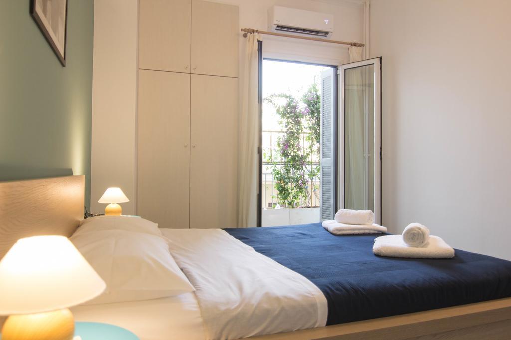 Athenian Blue - Family Apt 5' Minutes From Acropolis Museum Exterior photo