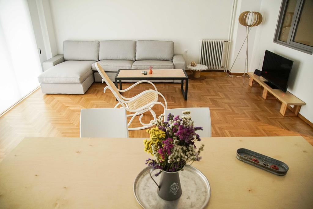 Athenian Blue - Family Apt 5' Minutes From Acropolis Museum Exterior photo